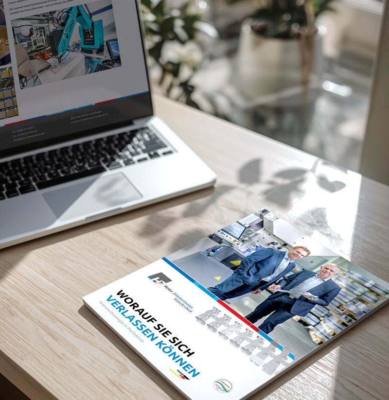 Laptop_Broschuere_Zimmermann